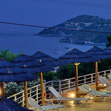 Hotel Magda Agia Marina  Zewnętrze zdjęcie