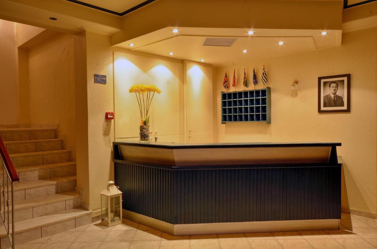Hotel Magda Agia Marina  Zewnętrze zdjęcie