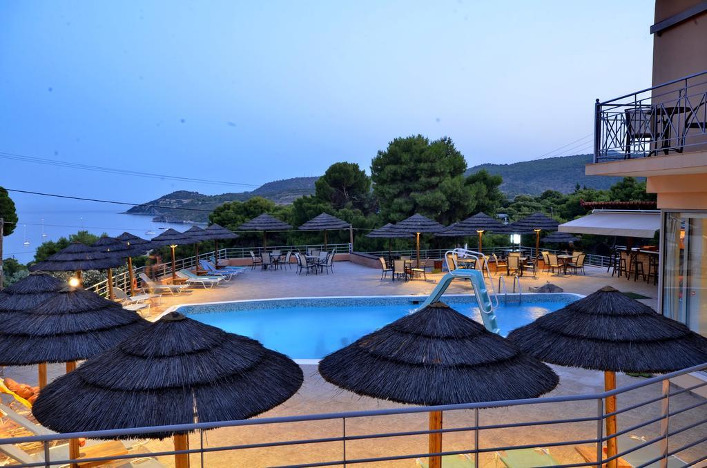 Hotel Magda Agia Marina  Zewnętrze zdjęcie